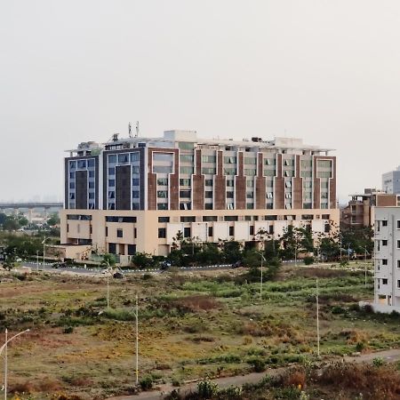 Sanjiva Suites Kolkata Luaran gambar