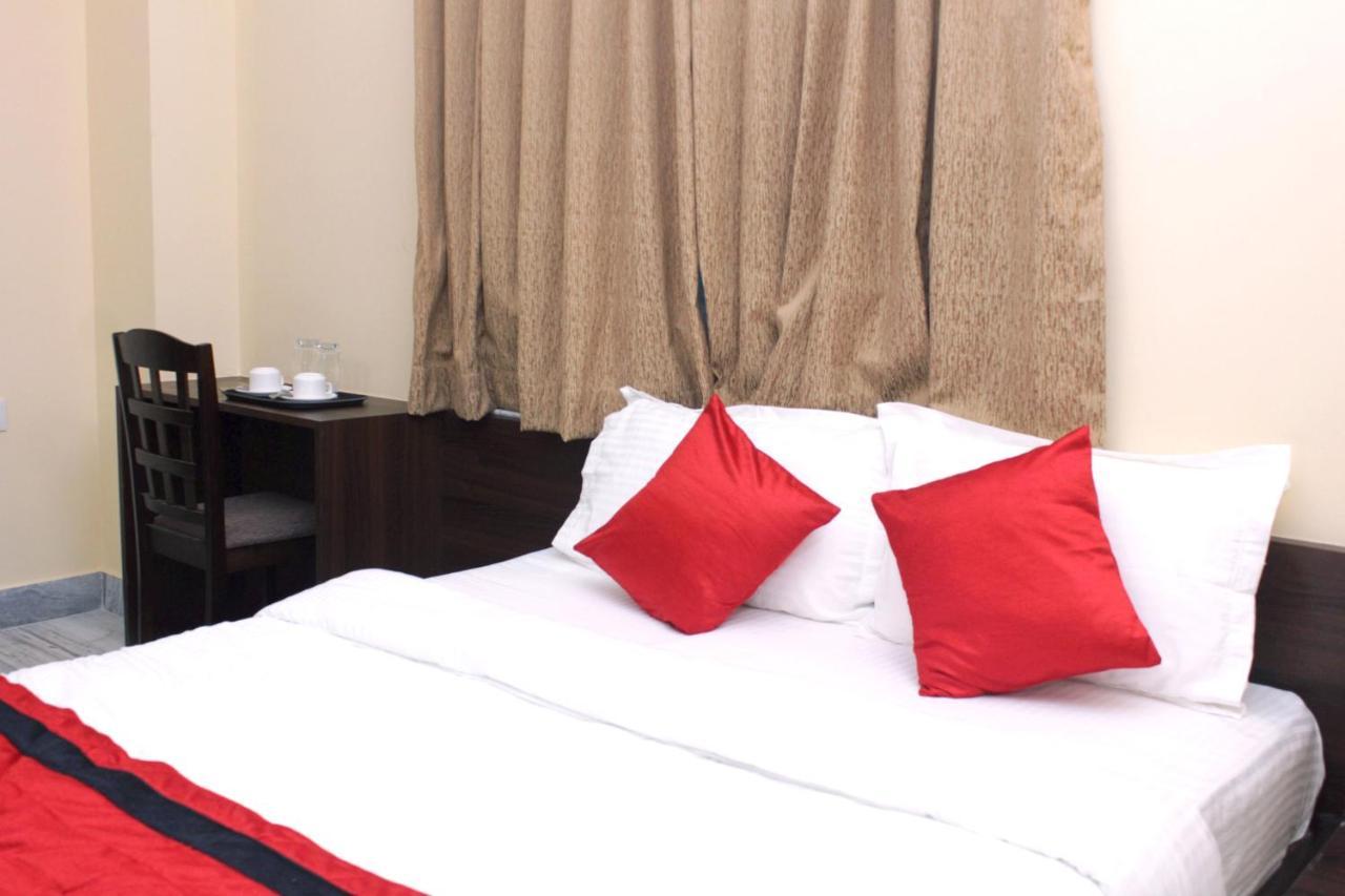 Sanjiva Suites Kolkata Luaran gambar